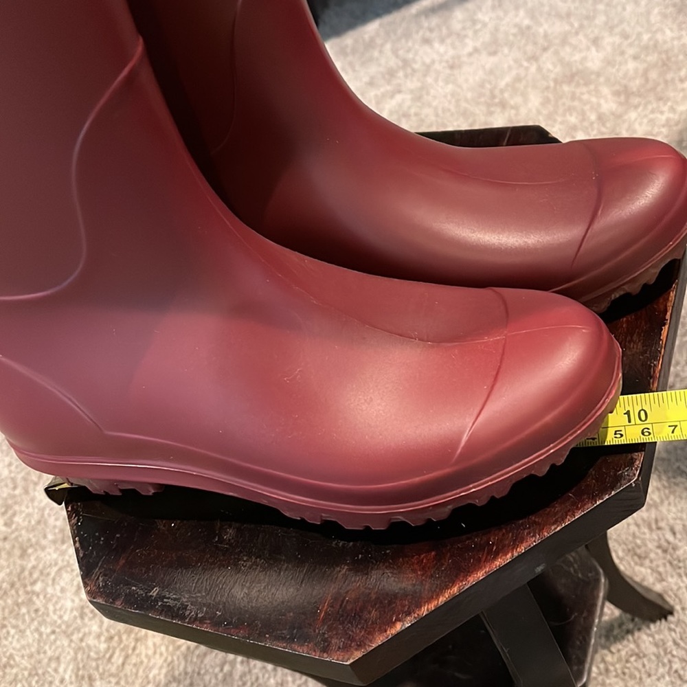 Ugg rain boots - Picture 5 of 7